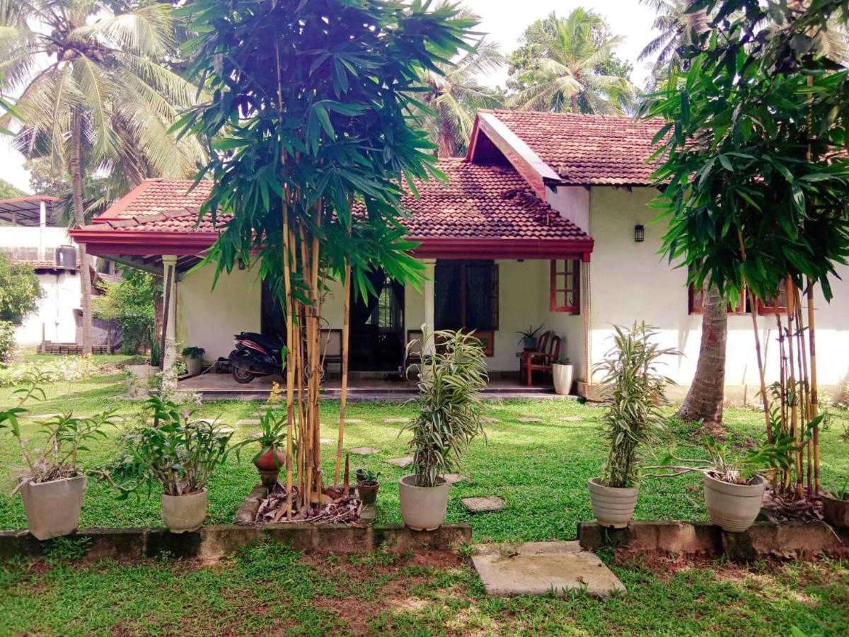 Bethany Homestay Katunayaka Exterior foto