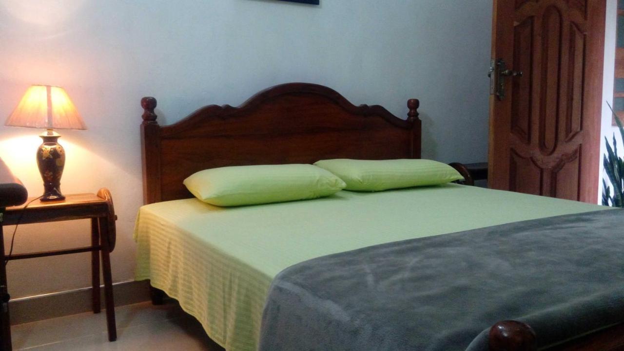 Bethany Homestay Katunayaka Exterior foto